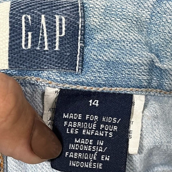 GAP Light Wash Capri Jeans Size 14 Kids - Picture 8 of 10